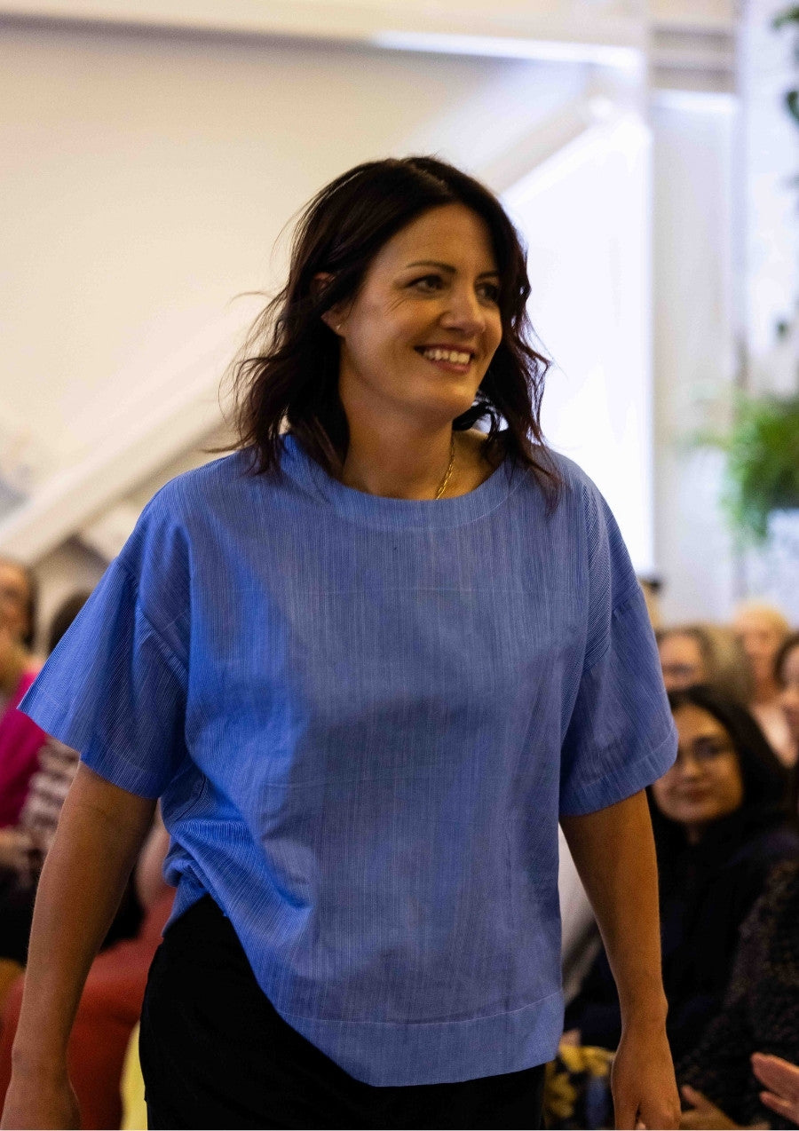 Lisso Boxy Top - Thin Pin Blue