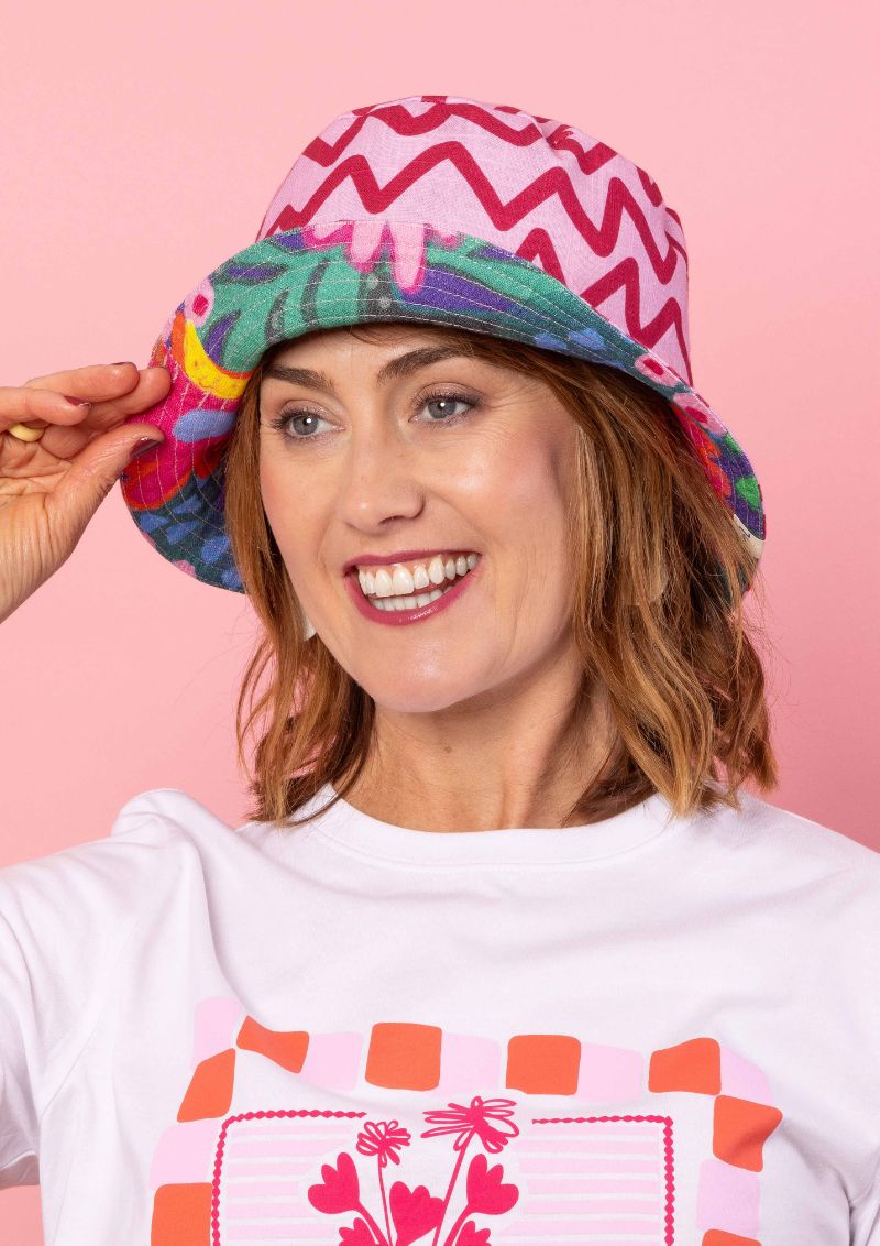 Bucket Hat - Raspberry Ziggy / Wilderness