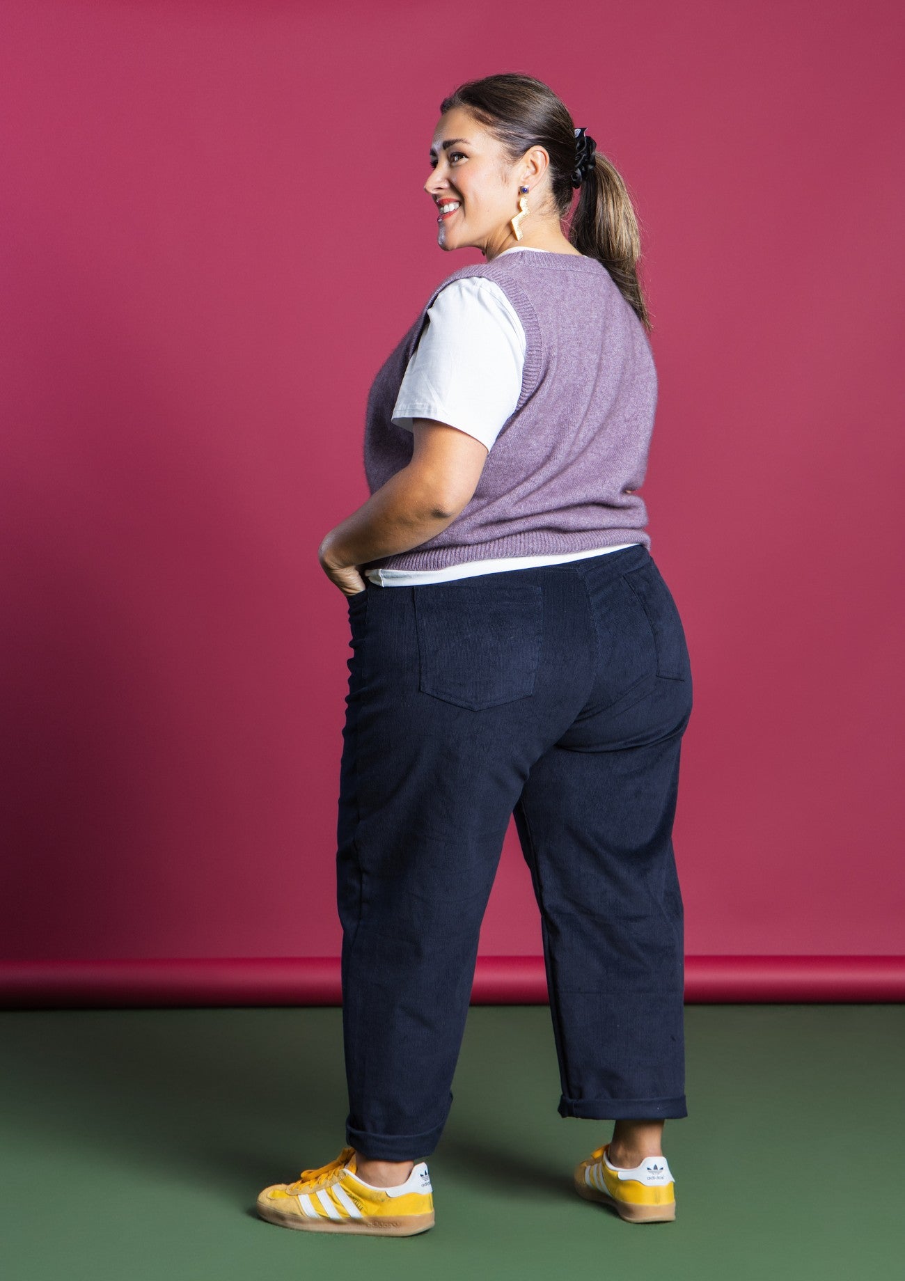 Cord Barrel Leg Pant - Navy