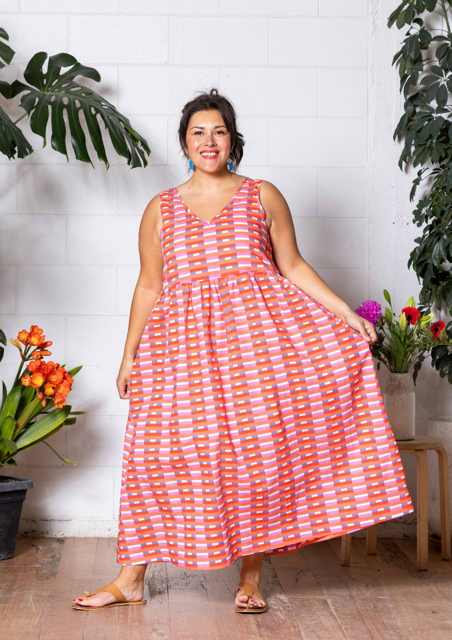 Reverie Reversible Dress - Long Lines Peaches