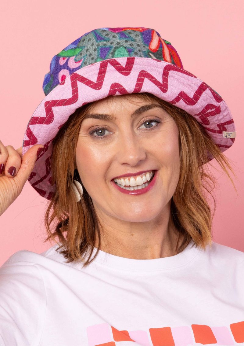 Bucket Hat - Raspberry Ziggy / Wilderness