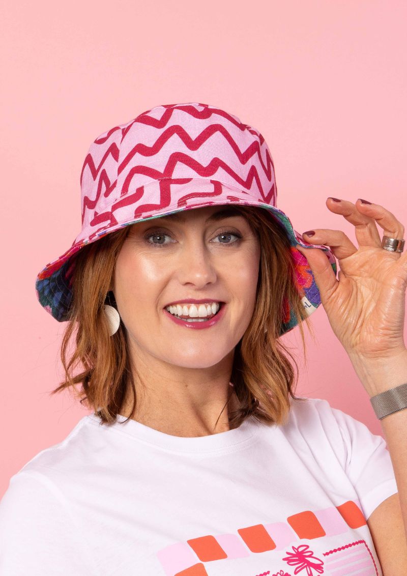 Bucket Hat - Raspberry Ziggy / Wilderness