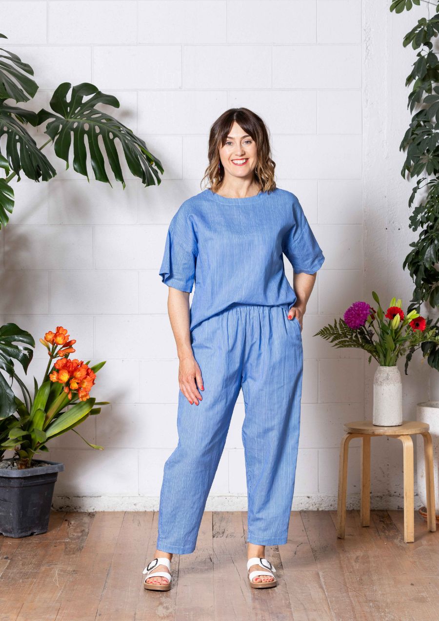 Lisso Boxy Top - Thin Pin Blue