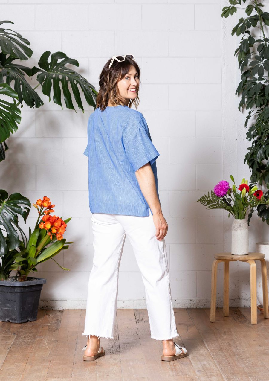 Lisso Boxy Top - Thin Pin Blue